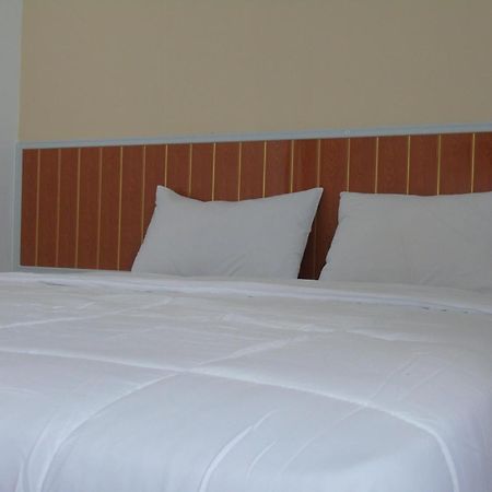 Hotel Permata Zamrud Cirebon Bilik gambar