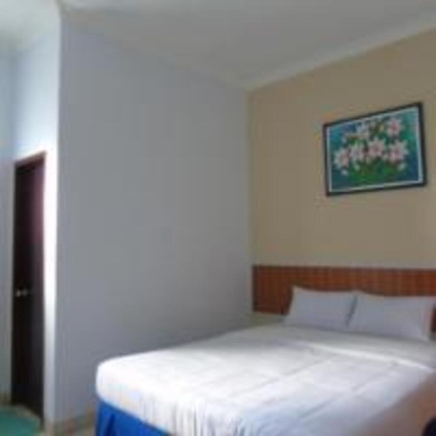 Hotel Permata Zamrud Cirebon Luaran gambar